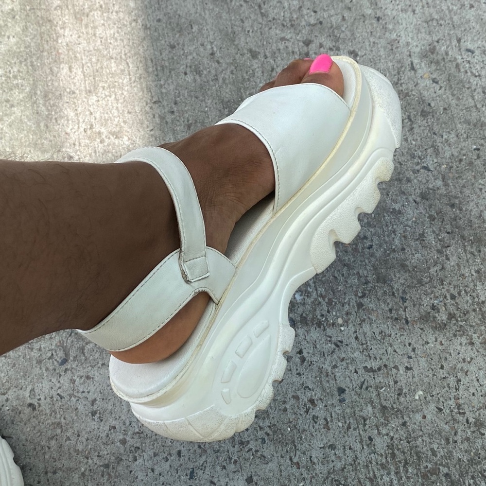 All White Platform Sandals 🤍